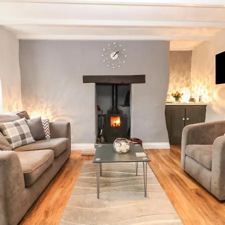 Cob Holiday home St Columb Major